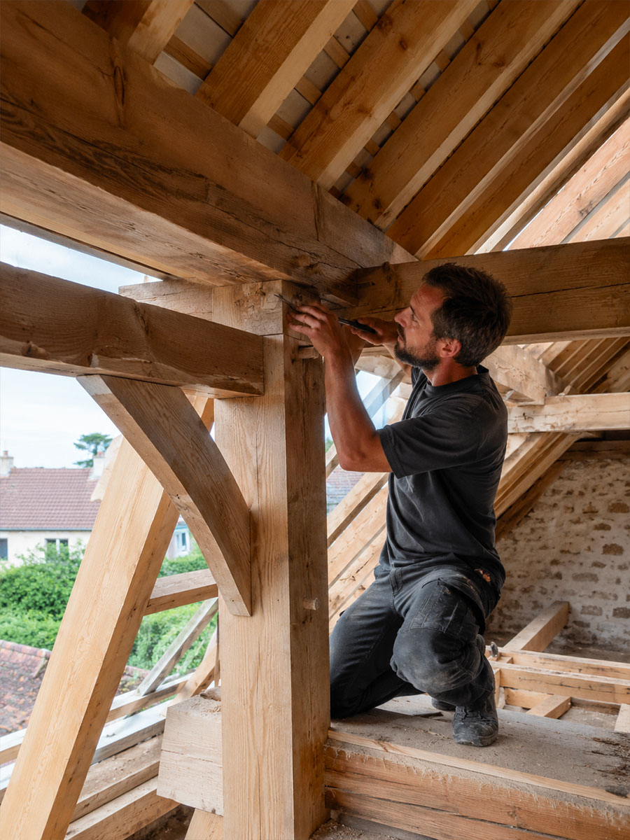 Charpentier à Louveciennes (78430) dans les Yvelines (78) - L’Art du Toit